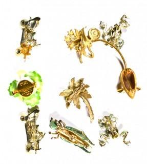 Collection of Vintage Enamel Painted Brooches or Pins. 