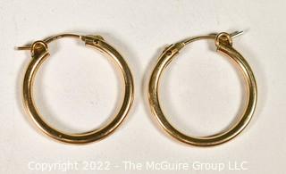 10Kt Gold Pierced Hoop Earrings.  