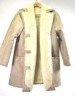 Women's Eddie Bauer Shearling Fur Coat  Size 18. 