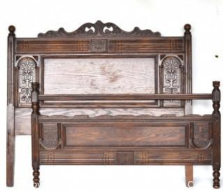 Carved Mahogany Full Size Bed Frame. 