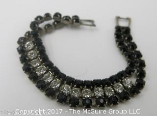 Gothy vintage mourning jewelry:Ladies 6" bracelet (Needs repair to clasp); - #1163