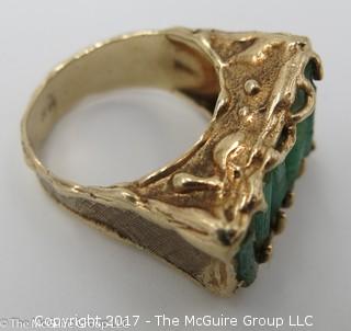 Emerald ring set in 14k yellow gold; 7g - #1195