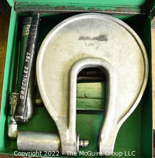 Greenlee No. 1731 Knockout Punch Driver with Metal Carrying Case