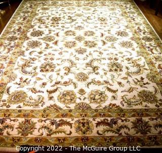 Thomasville Timeless Classic Wool Area Rug on Ivory Ground.  10" x 14".