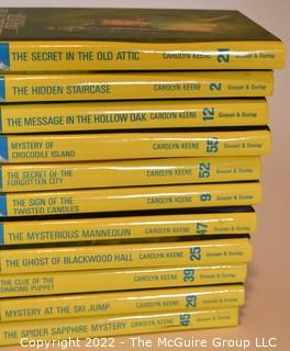 Collection of Contemporary Nancy Drew Books. 