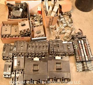 Multiple Boxes of Circuit Breakers. Untested. See all photos. Encourage inspection, Tuesday, April 26, 2-4pm