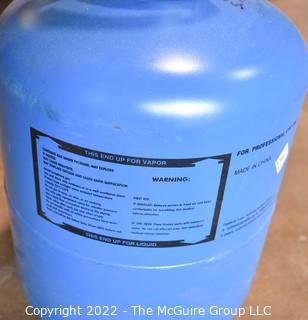 422B Refrigerant Tank.  Marked 30 lbs., 5.75 oz. Buyer must produce Refrigerant Handling Certificate at removal.  