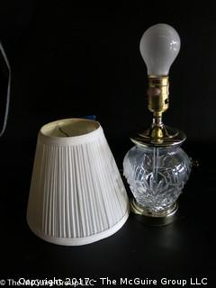 Table lamp with glass base