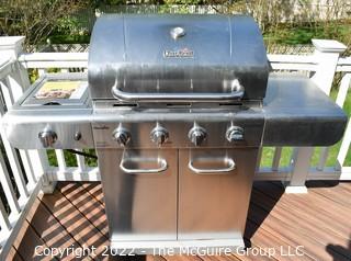 Char-Broil  Advantage 2-Burner Propane Gas Grill (Tanks not included)