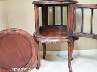 Mahogany Round Beveled Glass Vitrine or Liquor Cabinet with Tray Top Insert. 18" D x 30"T.