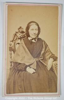 Collection of CDV Cards Featuring Women