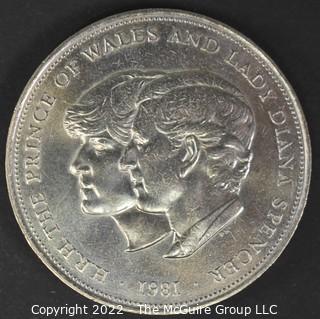 1981 Royal Wedding Commemorative Coin 