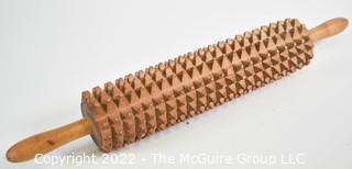 Wood Textured Pastry Rolling Pin