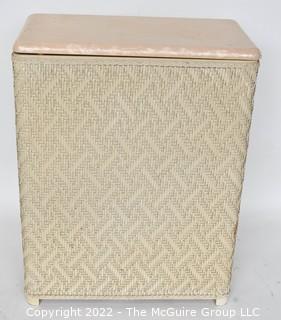 Mid Century Vogue Hard Top Wicker Laundry Hamper Basket