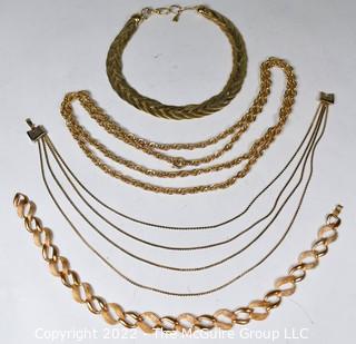 Group of Costume Jewelry Necklaces and Chains. 