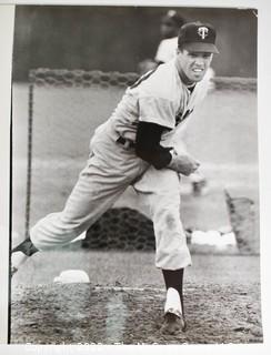 Baseball. News Service B&W Photos. Minnesota Twins