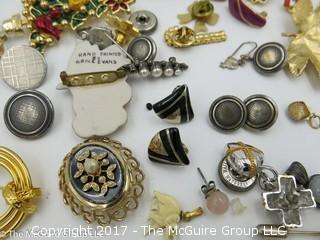 Assorted costume jewelry -#1351