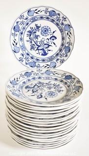 Twenty (20) Meissen Blue Onion Hand-Painted Porcelain Made in Germany Lunch Plates 