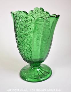 Vintage Green Daisy and Button Fenton Art Glass Fan Vase 