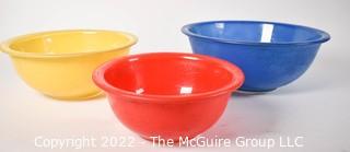 Set of Three (3) Pyrex Clear Bottom Primary Color Mixing Bowl Set