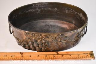 Pairpoint Mfg Co. Ornate Repousse Quadruple Silver Plated Footed Bowl