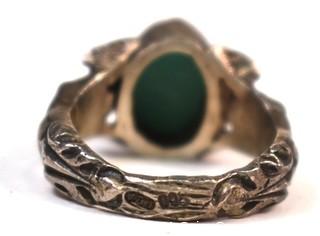 Vintage Silver and Turquoise Ring with Figural Sides. 