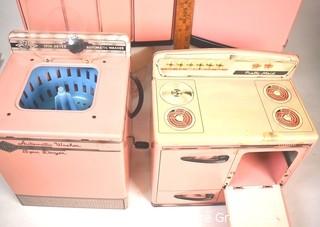 Four (4) Piece Marx Pretty Maid Tin Toy Kitchen Set in Pink