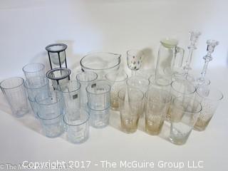 Assorted glassware 