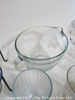 Assorted glassware 