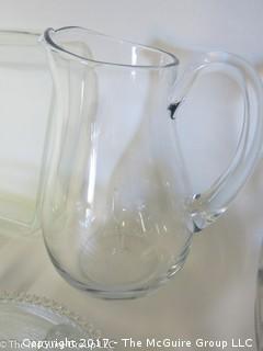 Assorted glass servingware 