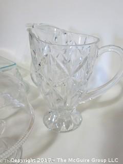 Assorted glass servingware 