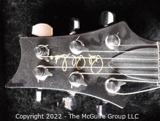 NEW PHOTOS ADDED at 5:34pm ET 8-31-22 Blue Paul Reed Smith SE Series Electric Guitar in Case. 