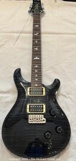 NEW PHOTOS ADDED at 5:34pm ET 8-31-22 Blue Paul Reed Smith SE Series Electric Guitar in Case. 