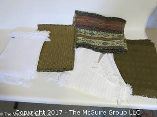 Sets of various linens (placemats)