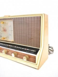 Mid Century Arvin Electric Transistor AM/FM Clock Radio 