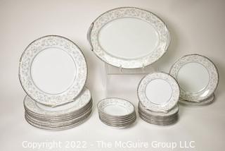 Set of Noritaki china Oxford pattern