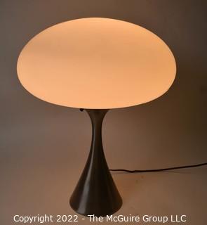 Vintage Mid Century Modern Style Laurel Mushroom Table Lamp by Bill Curry.  Glass has break, has been glued. 