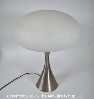 Vintage Mid Century Modern Style Laurel Mushroom Table Lamp by Bill Curry.  Glass has break, has been glued. 