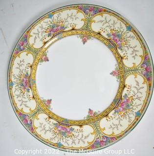 Eleven (11) English Wedgwood Porcelain Dinner Plates in St Austell Pattern