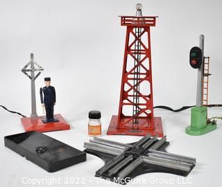 Vintage Lionel Model Train Railroad Equipment including Beacon and Crossing Light. 