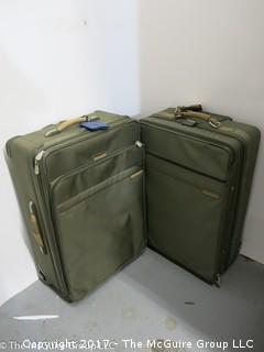 2 piece luggage set (29 1/2" W)