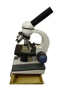 AmScope Microscope in Wood Science Kit Chest