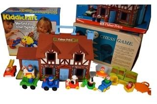 KiddiCraft Webster the Spider, 3-D Chess Game and Fisher Price Playhouse in Box with Accessories.  Missing chess pieces.