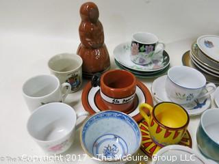 Assortment including European porcelain and ceramics  