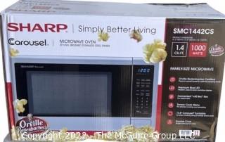 1000 Watt 1.4 Cu.Ft. Sharp Model #SMC1442CS Carousel Microwave Oven, New in Box. 