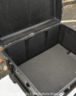 PELICAN MODEL 1630 HARD CASE W/ WHEELS