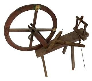 Antique Primitive 19th Century Oak Spinning Wheel