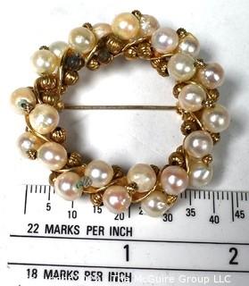 Fresh Water Pearls in Gold Beaded Circle Surround Brooch