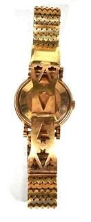 Pre-1970 Vacheron & Constantin Geneva 14kt Yellow Gold Men's Watch and Band. Total Weight 74 grams 