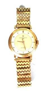 Pre-1970 Vacheron & Constantin Geneva 14kt Yellow Gold Men's Watch and Band. Total Weight 74 grams 